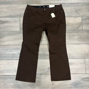 NWT! St. John’s Bay Brown Flare Bottom Mid Rise Cotton Pants Women’s US 20W